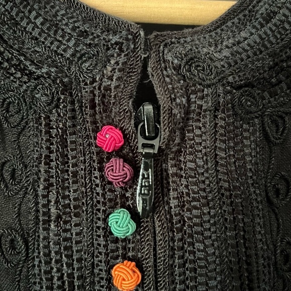 Soft Surroundings Desert Linen Tunic Top Black Embroidered Classic Playful Chic - Picture 4 of 15